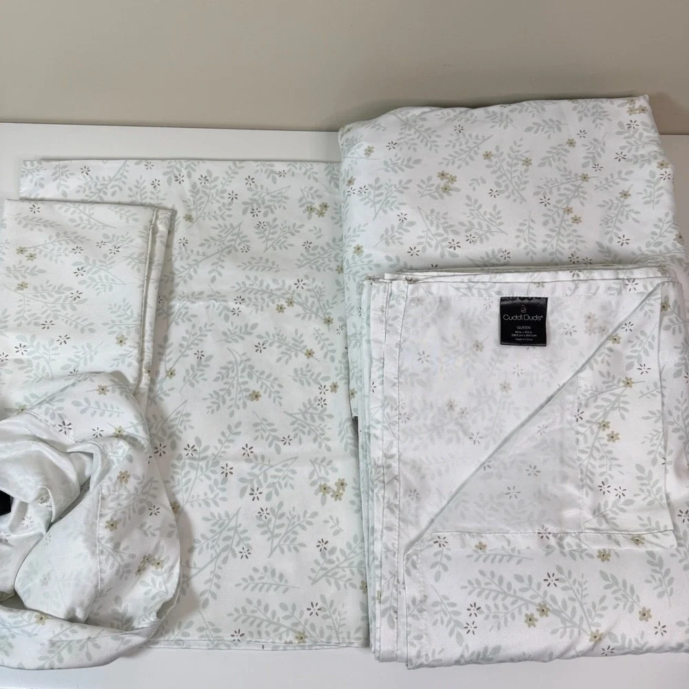 Cuddl Duds Sheet Set Queen Floral Botanical Print Soft Microfiber Bedding